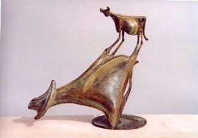 Kuh mit Schatten 2004, Bronze, 34 cm